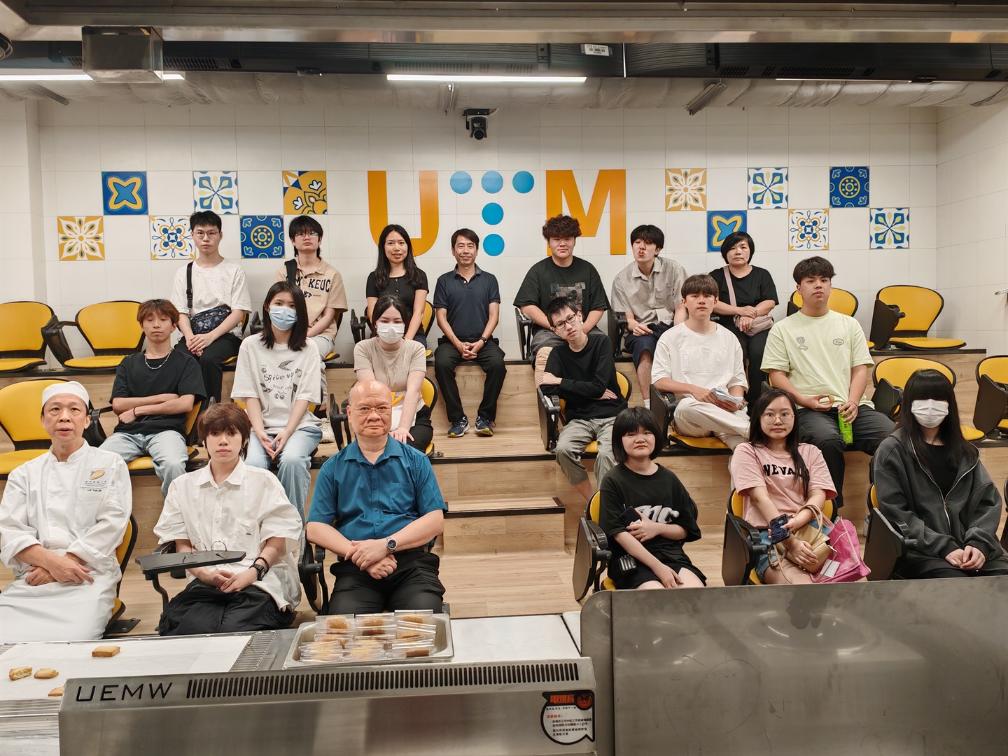 新華夜中學學生參訪澳門旅遊大學 體驗專業教學與款待文化 (Chinese only)